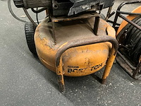 Bostitch luchtcompressor - afbeelding 3 van  4