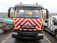 Botsabsorbeerder iveco 120e, datum 1ste inschrijving 17/10/2013, chassisnummer zcfa1ed1402612580, km-stand laatste keuring 3.276, euro evv - afbeelding 2 van  9