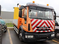 Botsabsorbeerder iveco 120e, datum 1ste inschrijving 17/10/2013, chassisnummer zcfa1ed1402612580, km-stand laatste keuring 3.276, euro evv - afbeelding 3 van  9