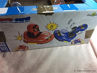 Botsauto - afbeelding 2 van  2