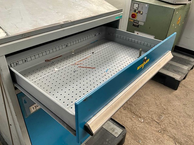 Bott metalen werkplaatskast - afbeelding 4 van  7