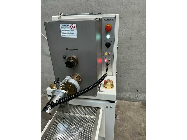 Bottene - pm80 - professionele pastamachine - afbeelding 6 van  9