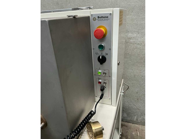 Bottene - pm80 - professionele pastamachine - afbeelding 3 van  9