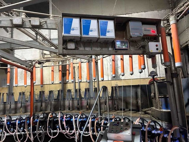 Boumatic rotary melkparlor / melkend roto melksysteem - afbeelding 8 van  10