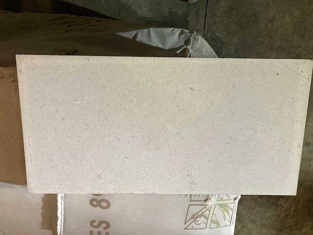 Bourgondische witsteen lacome dur clair 120m² - afbeelding 2 van  13