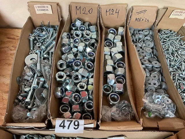 Bouten borgmoeren ringen schroeven - afbeelding 2 van  7