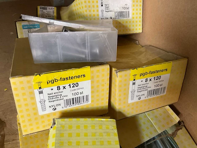 Bouten en slag pluggen - afbeelding 6 van  8
