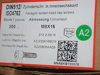 Bouten m8x16 roestvrijstaal ca. 6 doosjes x200 st. - afbeelding 2 van  3