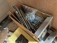 Bouten moeren slagpluggen - afbeelding 5 van  6