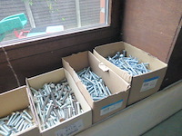 Bouten - afbeelding 4 van  4