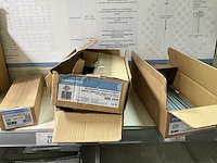 Bouw- en bevestigingsmateriaal - afbeelding 41 van  42