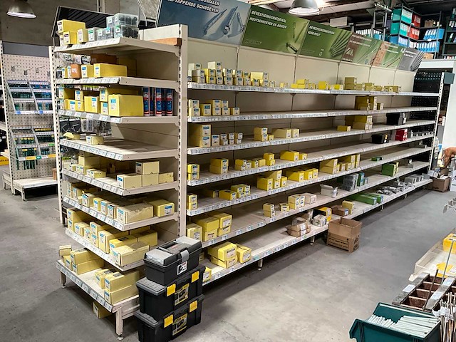 Bouw- en bevestigingsmateriaal - afbeelding 1 van  38