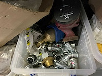 Bouw- en bevestigingsmateriaal - afbeelding 13 van  28
