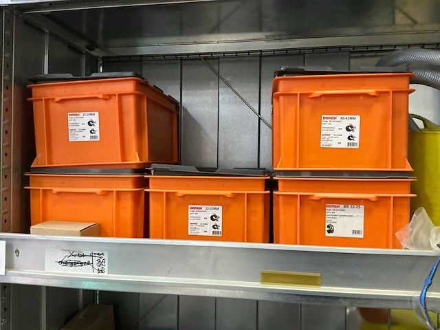 Bouw- en bevestigingsmateriaal - afbeelding 24 van  28
