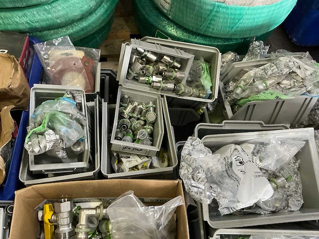 Bouw- en bevestigingsmateriaal - afbeelding 27 van  31