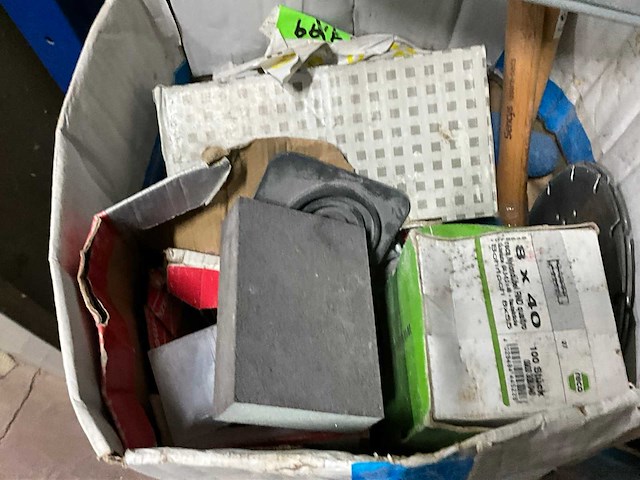 Bouw- en bevestigingsmateriaal - afbeelding 3 van  69