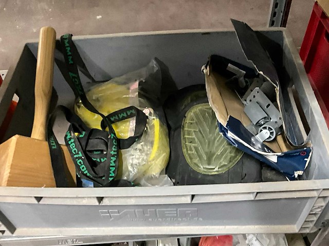 Bouw- en bevestigingsmateriaal - afbeelding 14 van  69