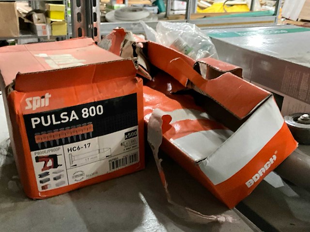 Bouw- en bevestigingsmateriaal - afbeelding 25 van  69