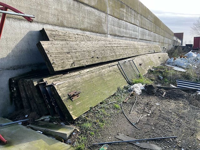 Bouw- en bevestigingsmateriaal - afbeelding 1 van  9