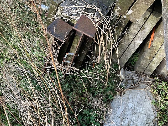 Bouw- en bevestigingsmateriaal - afbeelding 5 van  9