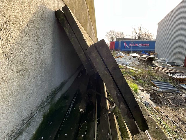 Bouw- en bevestigingsmateriaal - afbeelding 8 van  9