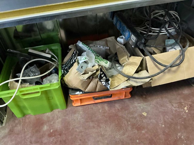 Bouw- en bevestigingsmateriaal - afbeelding 5 van  28