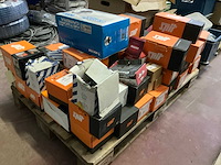 Bouw- en bevestigingsmateriaal - afbeelding 13 van  31