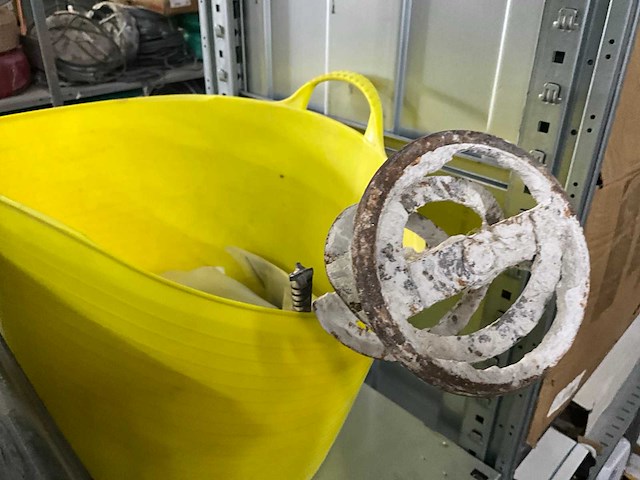 Bouw- en bevestigingsmateriaal - afbeelding 16 van  66