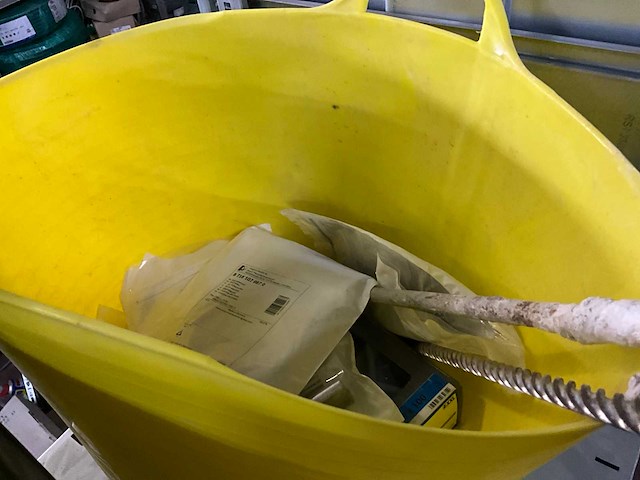 Bouw- en bevestigingsmateriaal - afbeelding 17 van  66