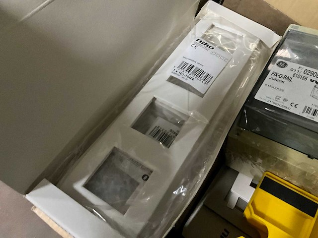 Bouw- en bevestigingsmateriaal - afbeelding 38 van  66