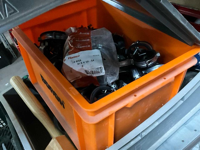 Bouw- en bevestigingsmateriaal - afbeelding 13 van  69