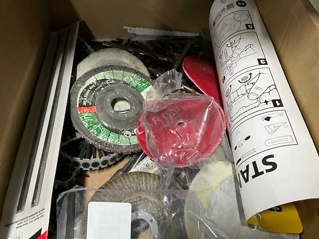 Bouw- en bevestigingsmateriaal - afbeelding 69 van  69