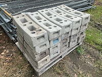 Bouwhek (15x) met betonblok (20x) - afbeelding 6 van  6