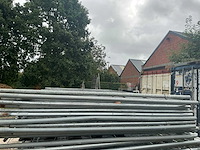 Bouwhek (15x) met betonblok (25x) - afbeelding 2 van  4