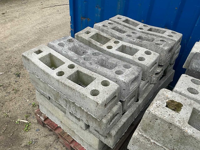 Bouwhek (20x) met betonblok (25x) - afbeelding 6 van  6