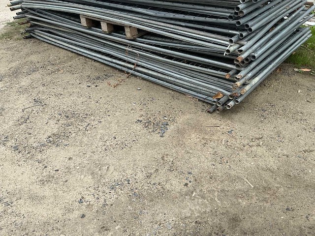 Bouwhek (20x) met betonblok (30x) - afbeelding 1 van  6