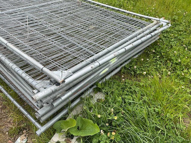 Bouwhek met betonnen blok (15x) - afbeelding 3 van  8