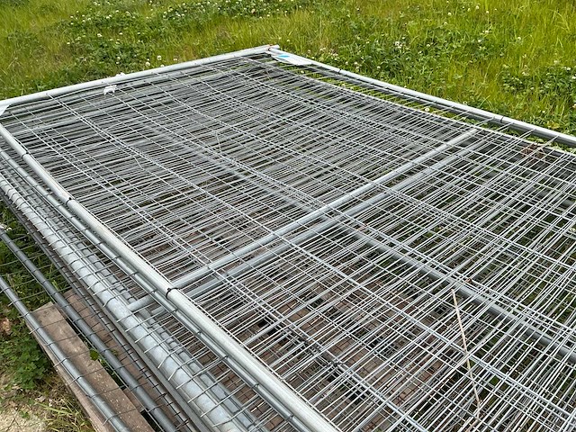 Bouwhek met betonnen blok (15x) - afbeelding 5 van  8