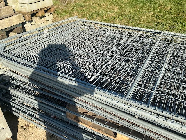 Bouwhek met betonnen blok (15x) - afbeelding 3 van  4