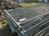 Bouwhek met betonnen blok (20x) - afbeelding 2 van  5