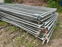Bouwhek met betonnen blok (30x) - afbeelding 2 van  7