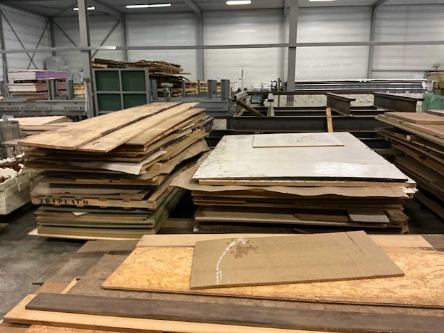 Bouwhout - afbeelding 3 van  7