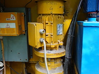 Bouwkraan fm gru + contragegewichten - afbeelding 2 van  35