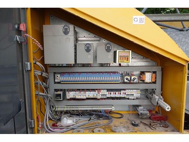 Bouwkraan fm gru + contragegewichten - afbeelding 5 van  35