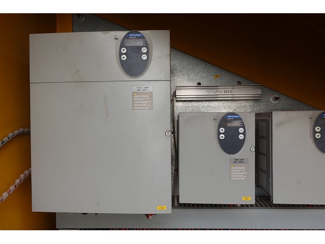 Bouwkraan fm gru + contragegewichten - afbeelding 8 van  35