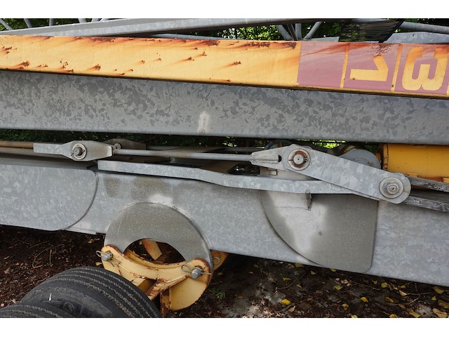 Bouwkraan fm gru + contragegewichten - afbeelding 14 van  35