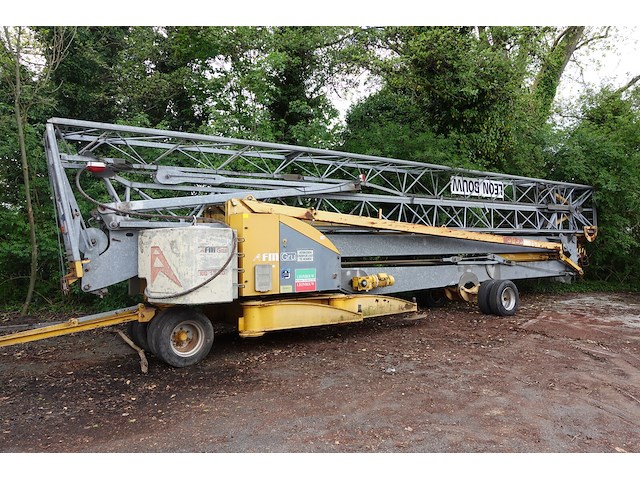 Bouwkraan fm gru + contragegewichten - afbeelding 12 van  35