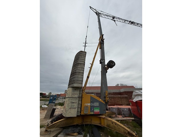 Bouwkraan fm gru + contragegewichten - afbeelding 27 van  35