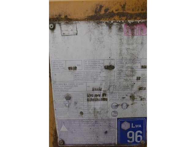 Bouwkraan fm gru + contragegewichten - afbeelding 31 van  35