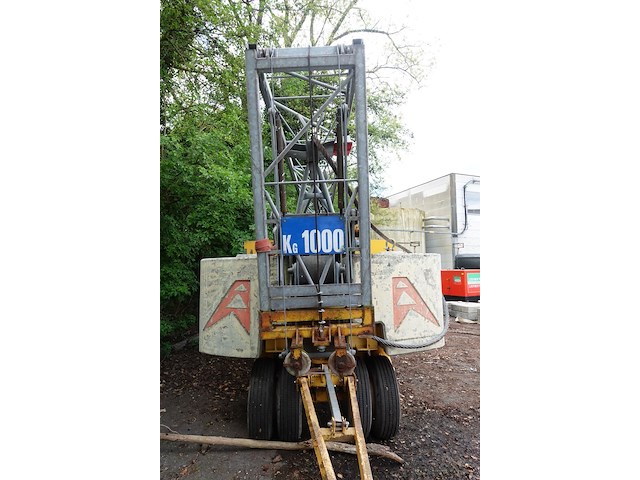 Bouwkraan fm gru + contragegewichten - afbeelding 33 van  35